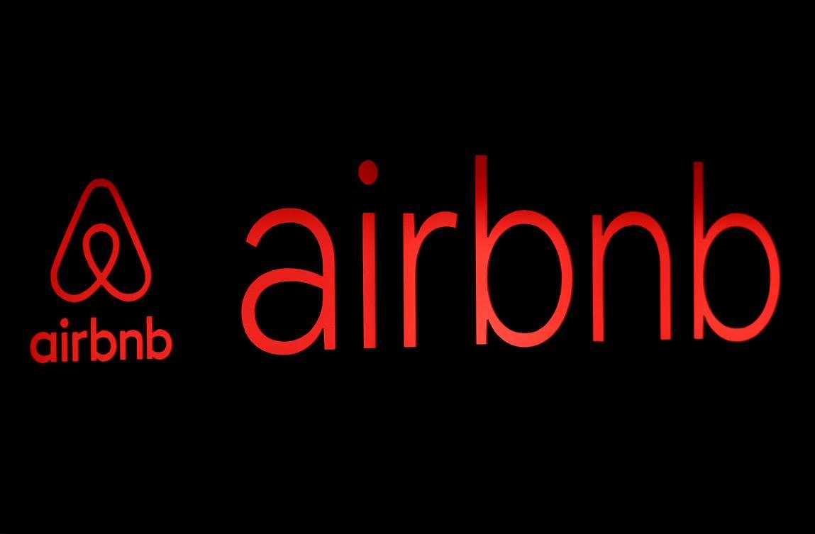 US airbnb prices shares ipo