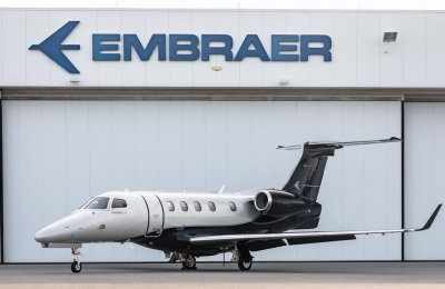 aircraft, embraer, overland, regional, right, 