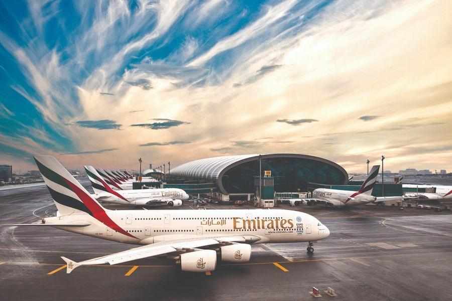 dubai,emirates,economy,based,airline