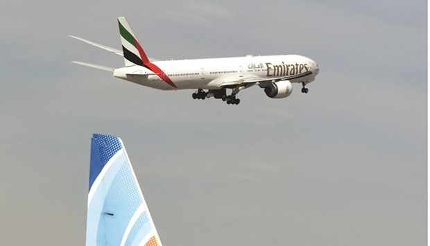 emirates,profit,airline,losses,heavy