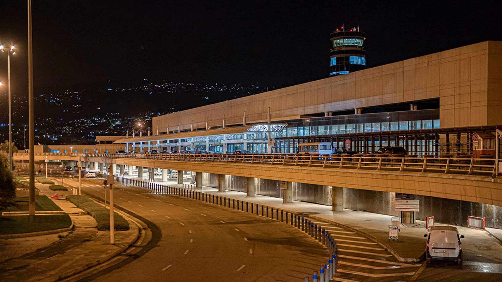 lebanon,airport,workers,night,shifts