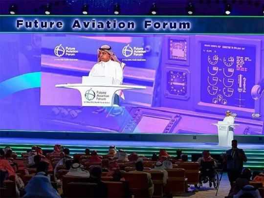 saudi,arabia,sector,industry,aviation