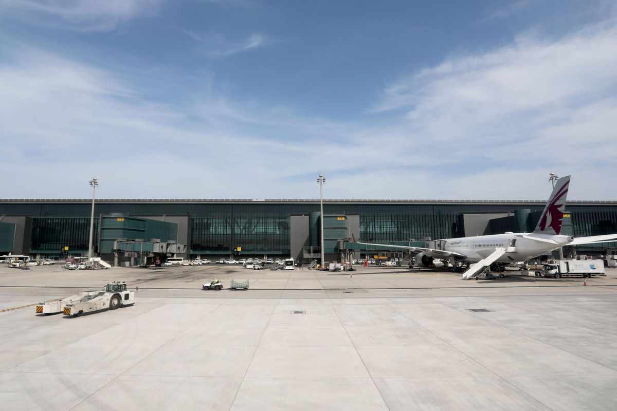 bahrain gulf airport terminal capacity