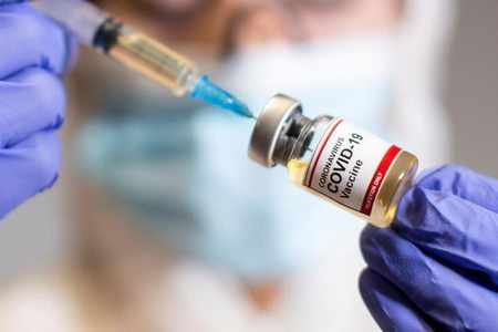 bahrain ministers vaccine shots affairs