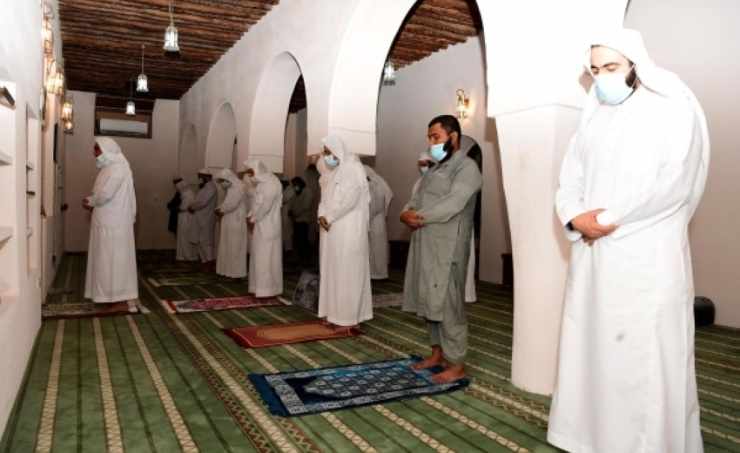 bahrain mosques covid others cases