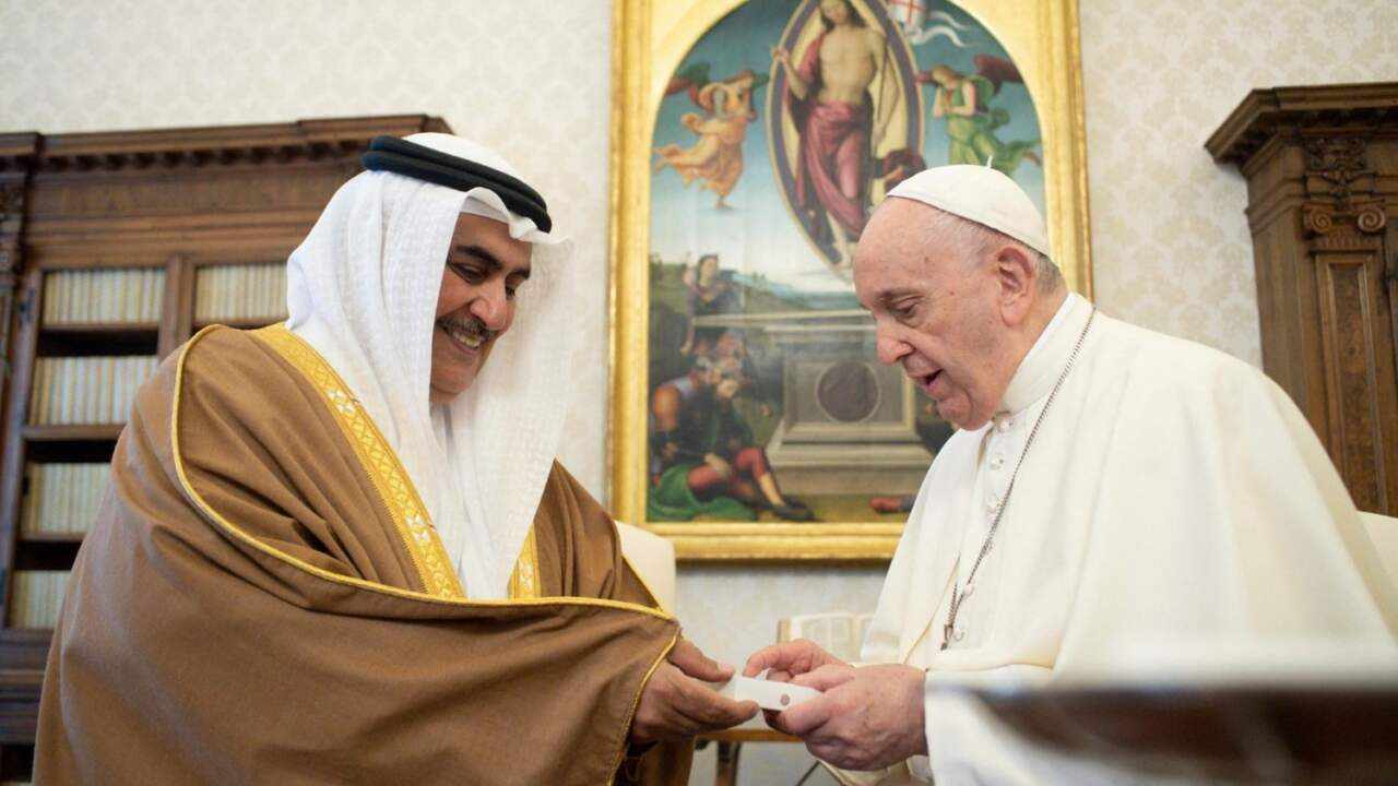 bahrain,pope,mass,registration,franciss