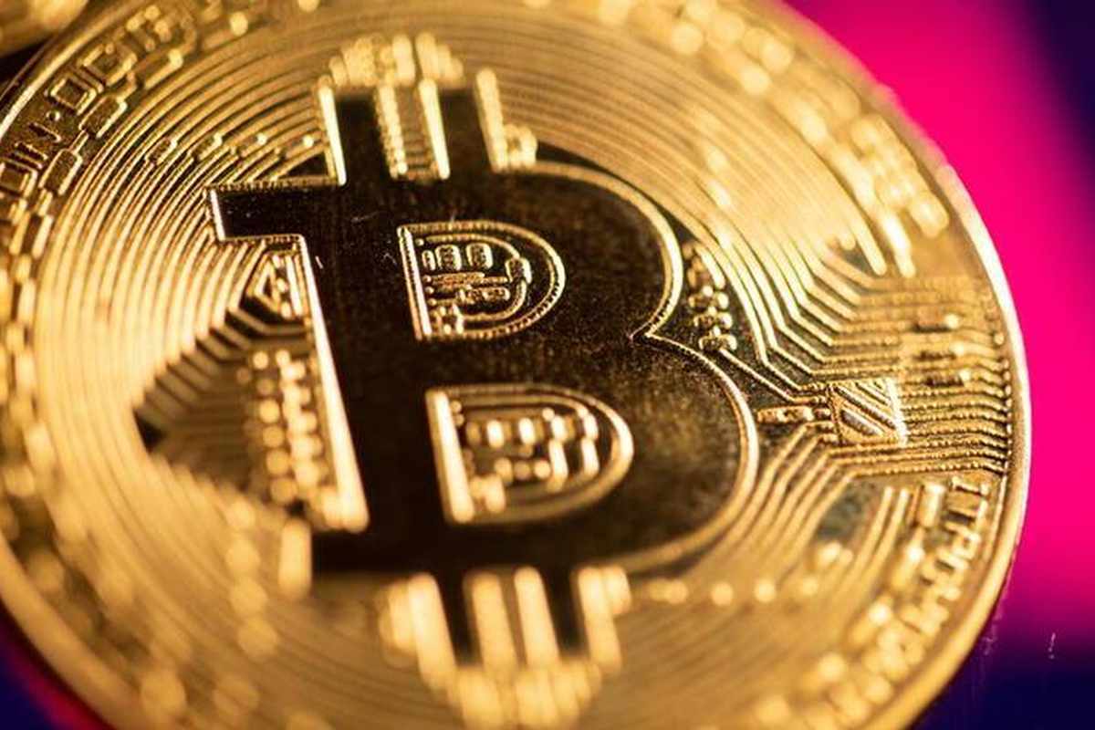 bitcoin,digital,slumped,cryptocurrency,crypto