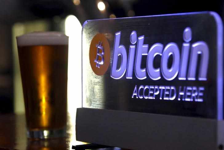 bitcoin moon btc peers