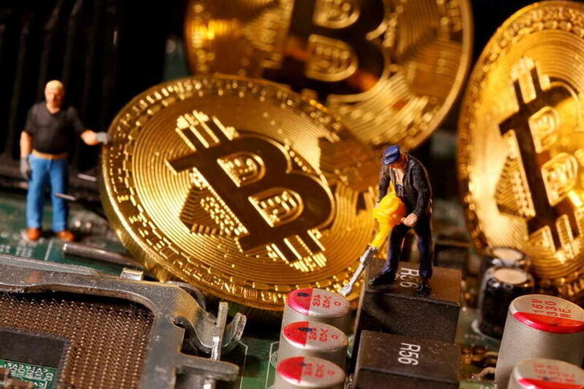 bitcoin, percent, crypto, futures, huge, 
