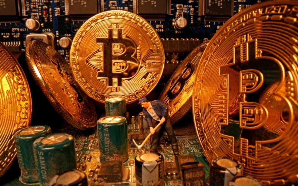 bitcoin risks loom coingecko coo