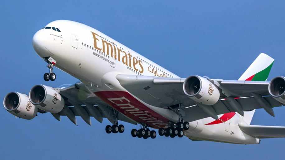 dubai,report,emirates,airshow,boeing