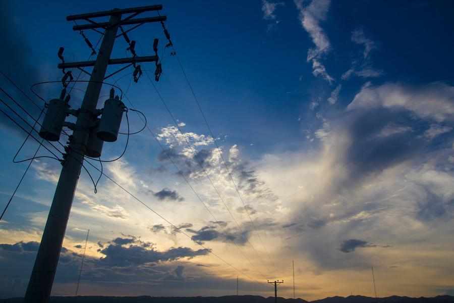 power,bahrain,firm,grid,cables