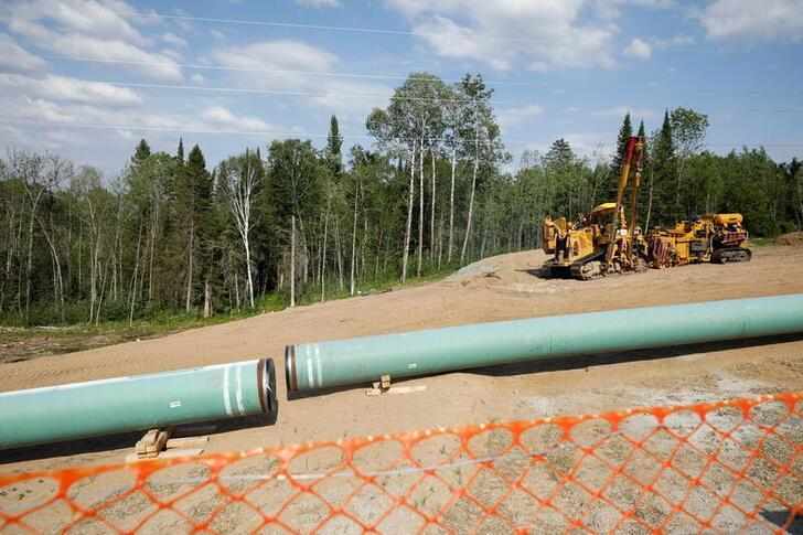 us,pipeline,canada,looking,oil