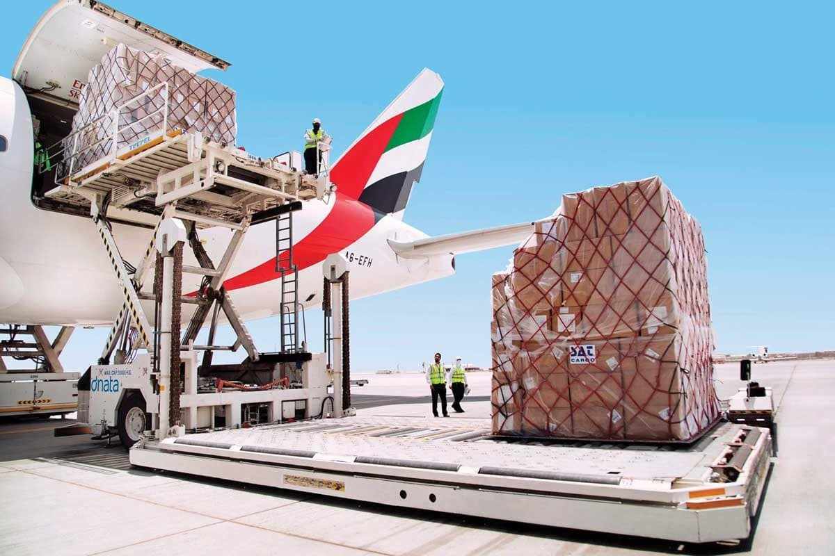 emirates,business,boeing,cargo,fleet