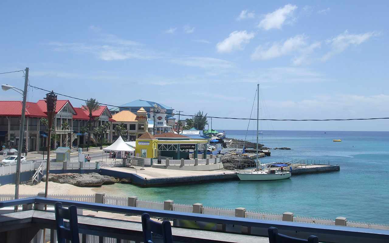 cayman healthcare islands hub americas