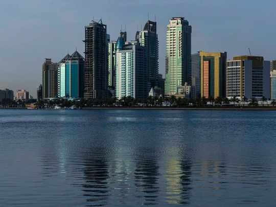 sharjah,gdp,cent,sector,sectors