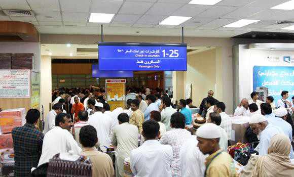 airport,jeddah,chaotic,scenes,overcrowding
