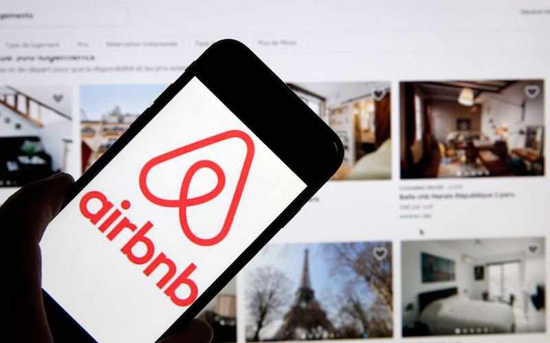 dubai,airbnb,ranks,city,active