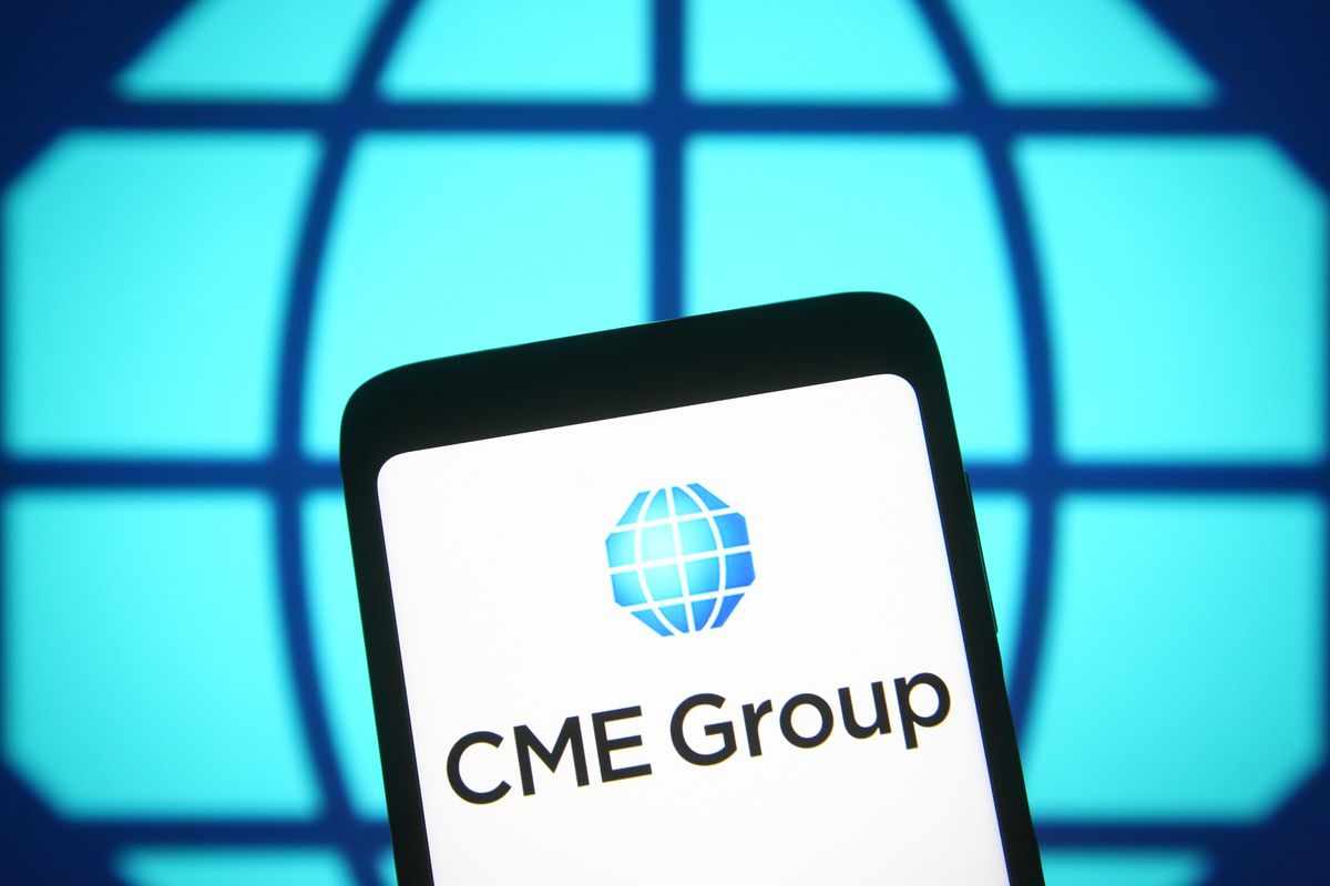 cme group stock exchange basis