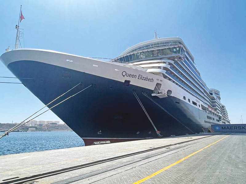 visit,winter,cruise,ships,salalah