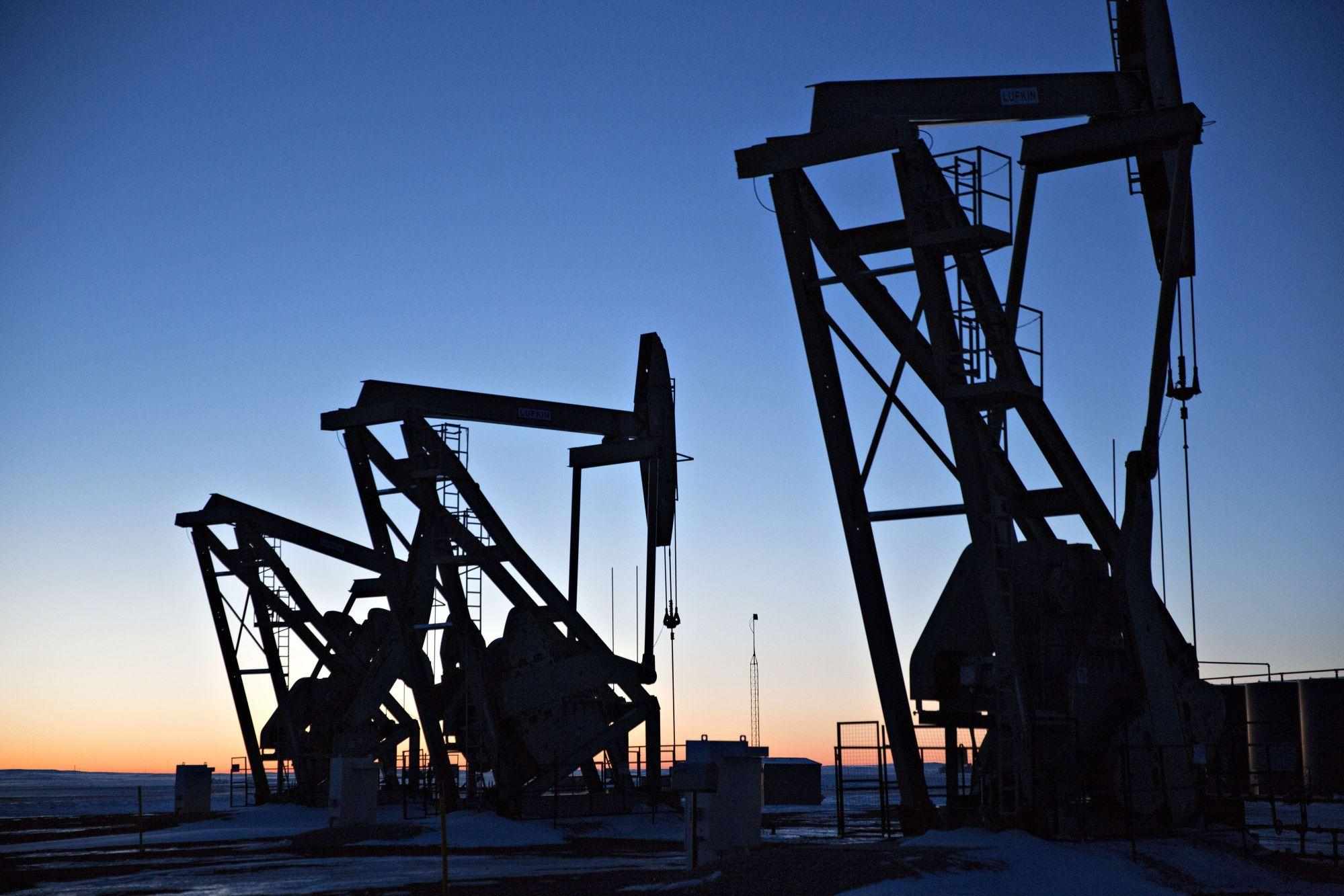 demand optimism gains oil extended