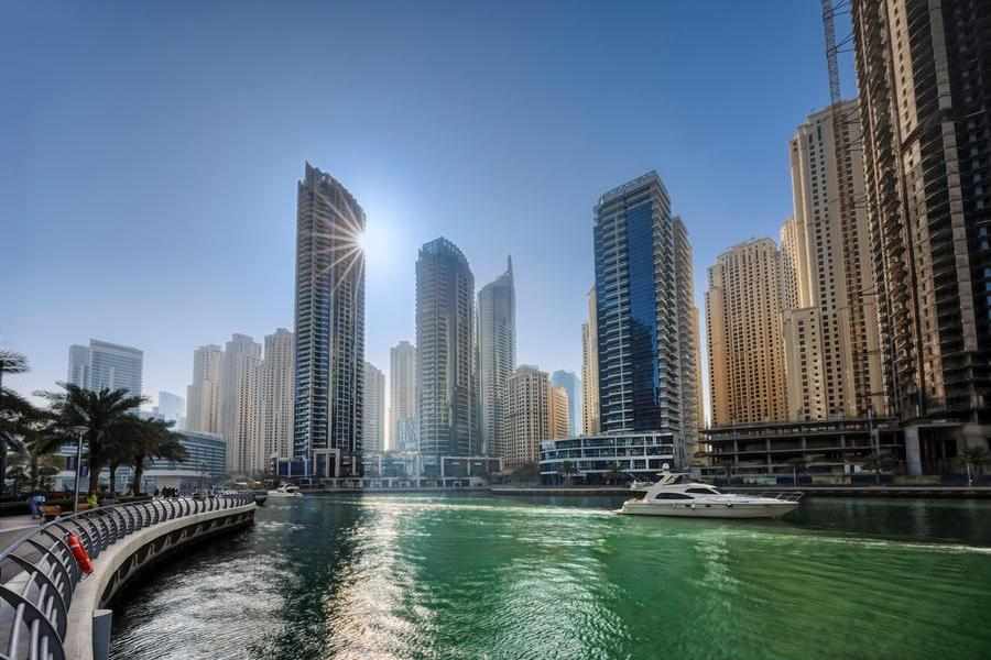 dubai,residents,cheques,dated,rent
