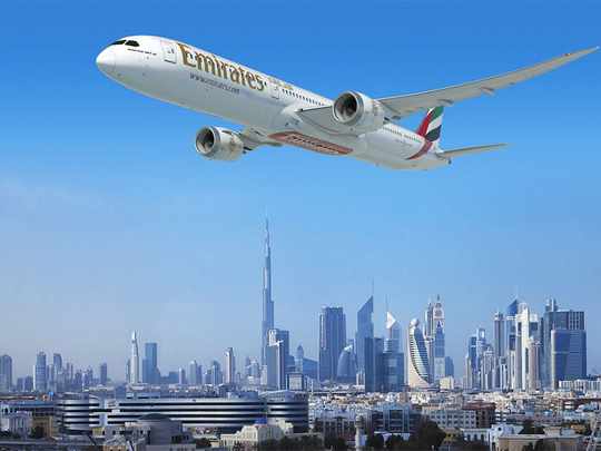 dubai emirates flight travel path