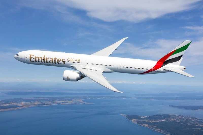 dubai emirates phuket flights carrier