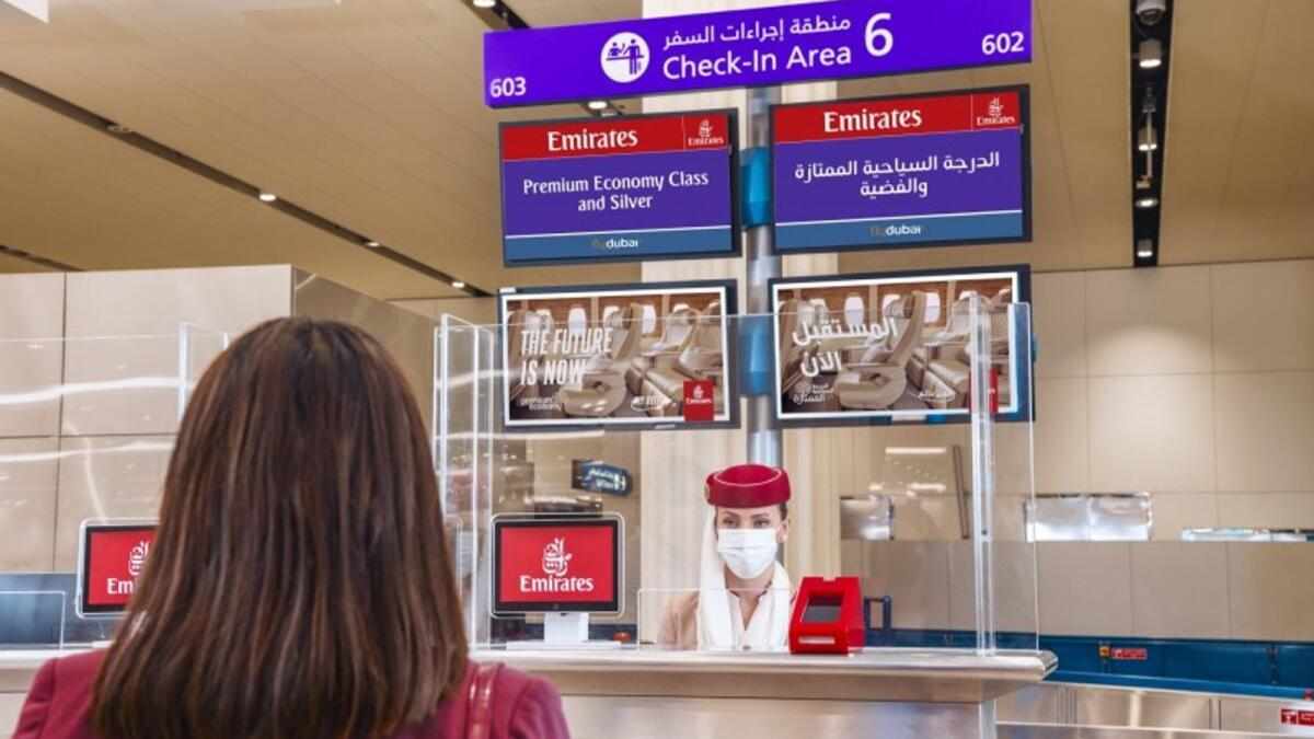 dubai,emirates,flights,counters,check