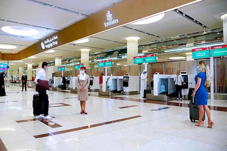 dubai self emirates check kiosks
