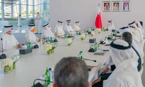 economic, bahrain, prince, efforts, recovery, 