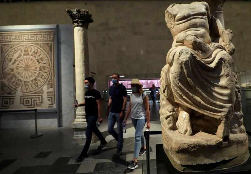 egypt tourism bets archeological finds