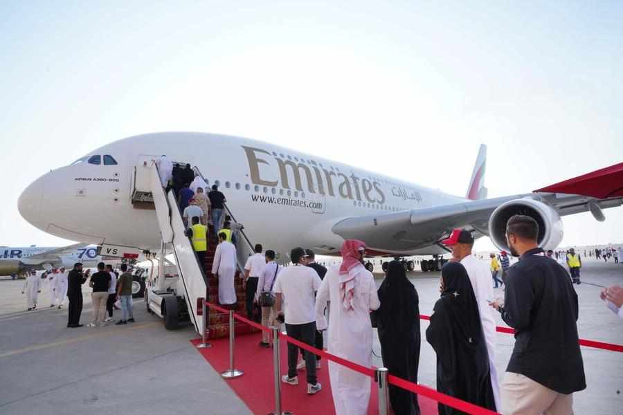 emirates,bahrain,visitors,show,gulf