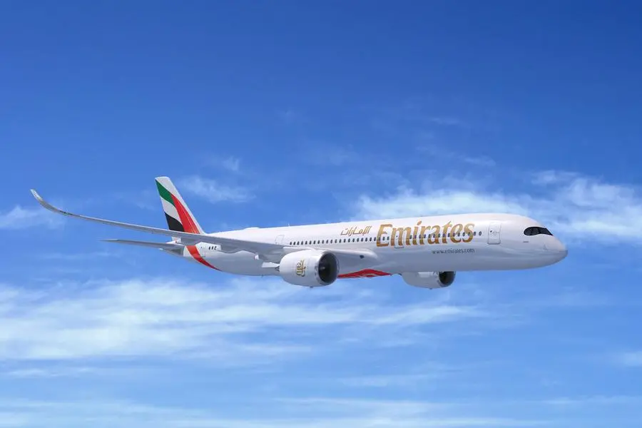 emirates,aviation,aircraft,passengers,inflight