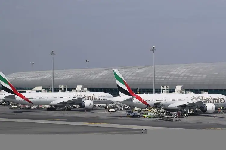 emirates,saf,engine,ground,fuel