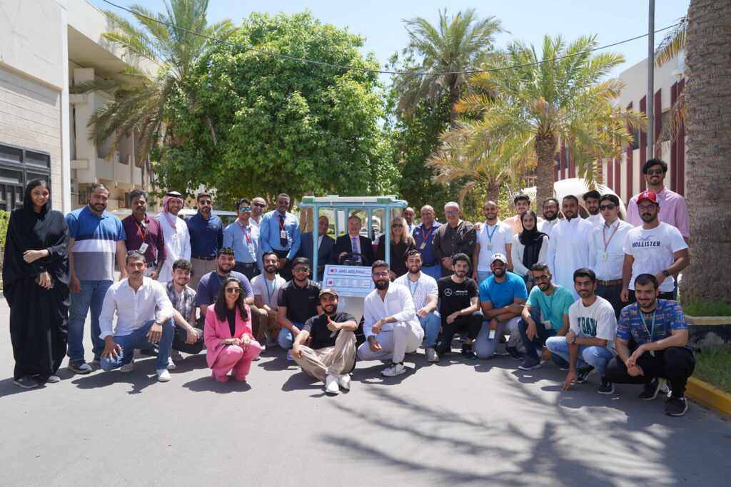 students,bahrain,engineering,cart,solar
