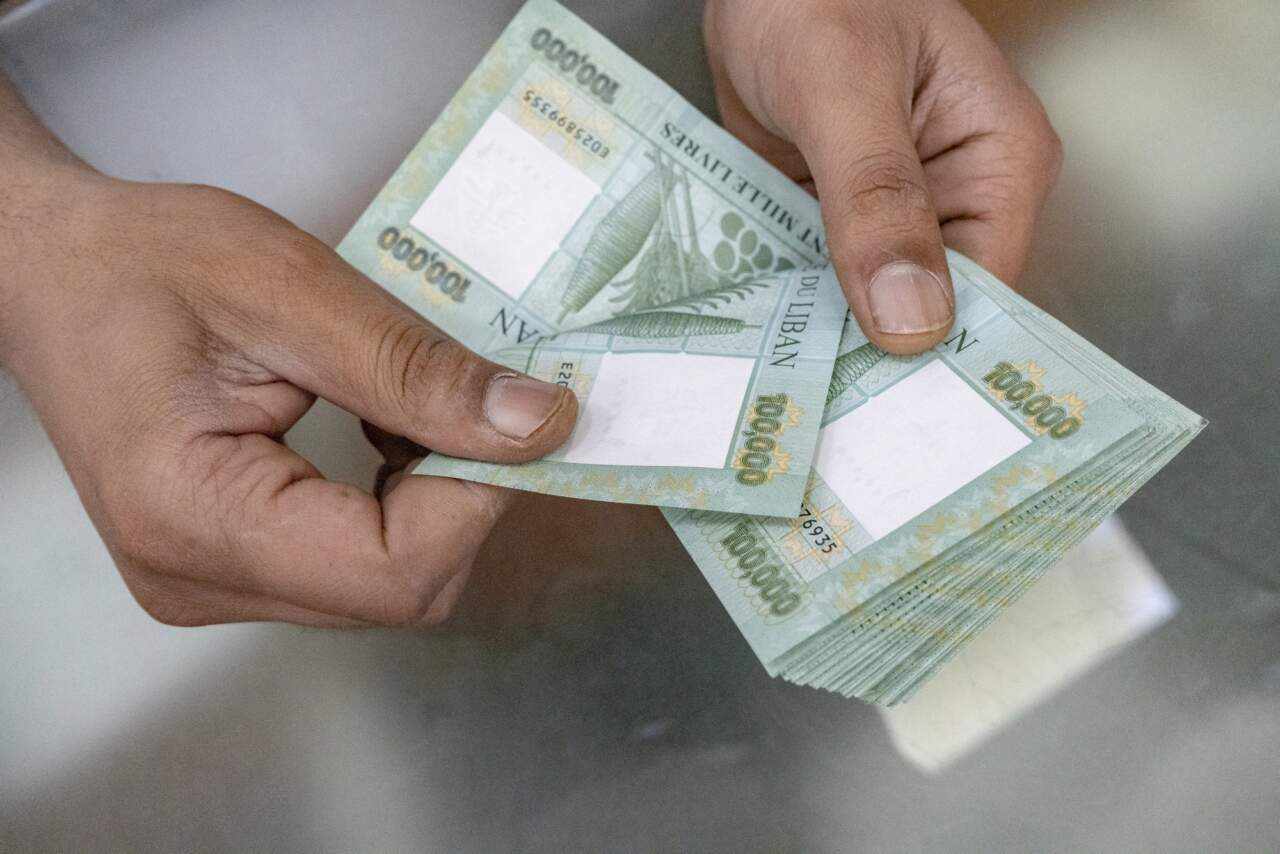 lebanon,currency,feb,banks,pound