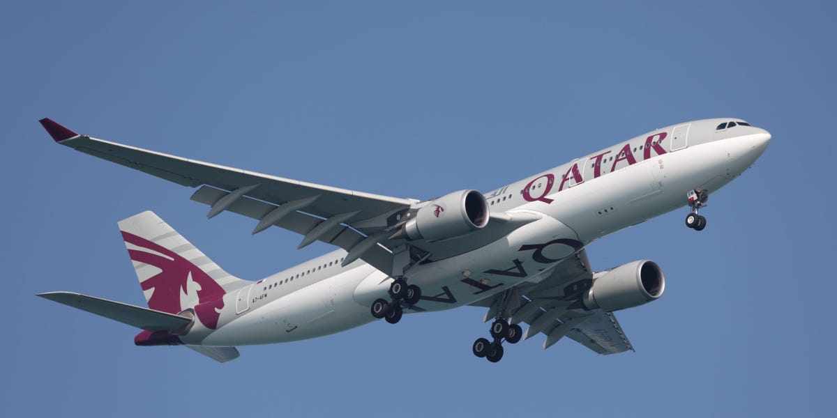 qatar,economy,airways,too,model