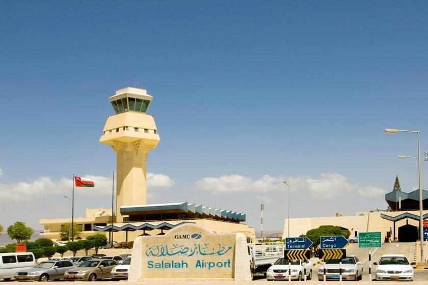 oman,airport,passengers,salalah,khareef