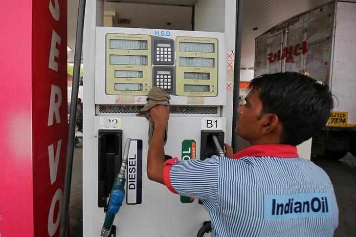 fuel,india,demand,press,sub
