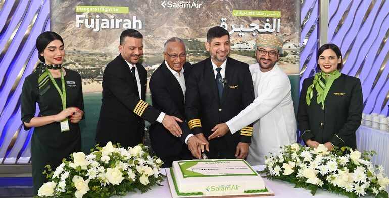 international,airport,fujairah,salamair,operates