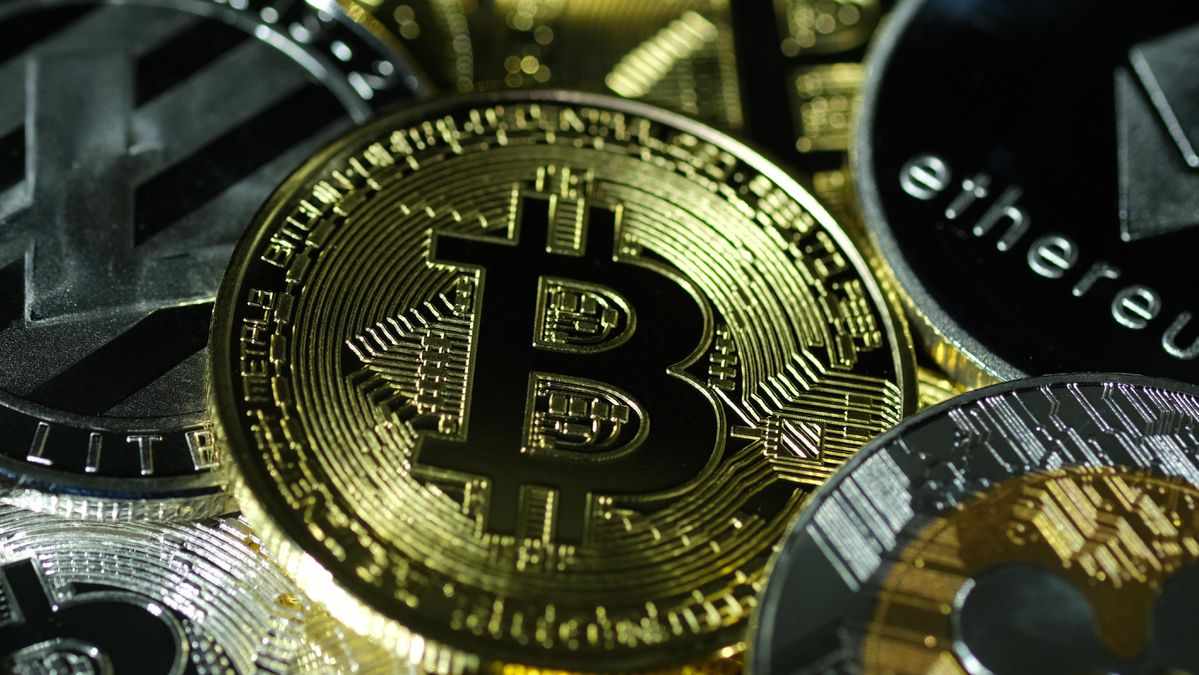 futures bitcoin blackrock funds files