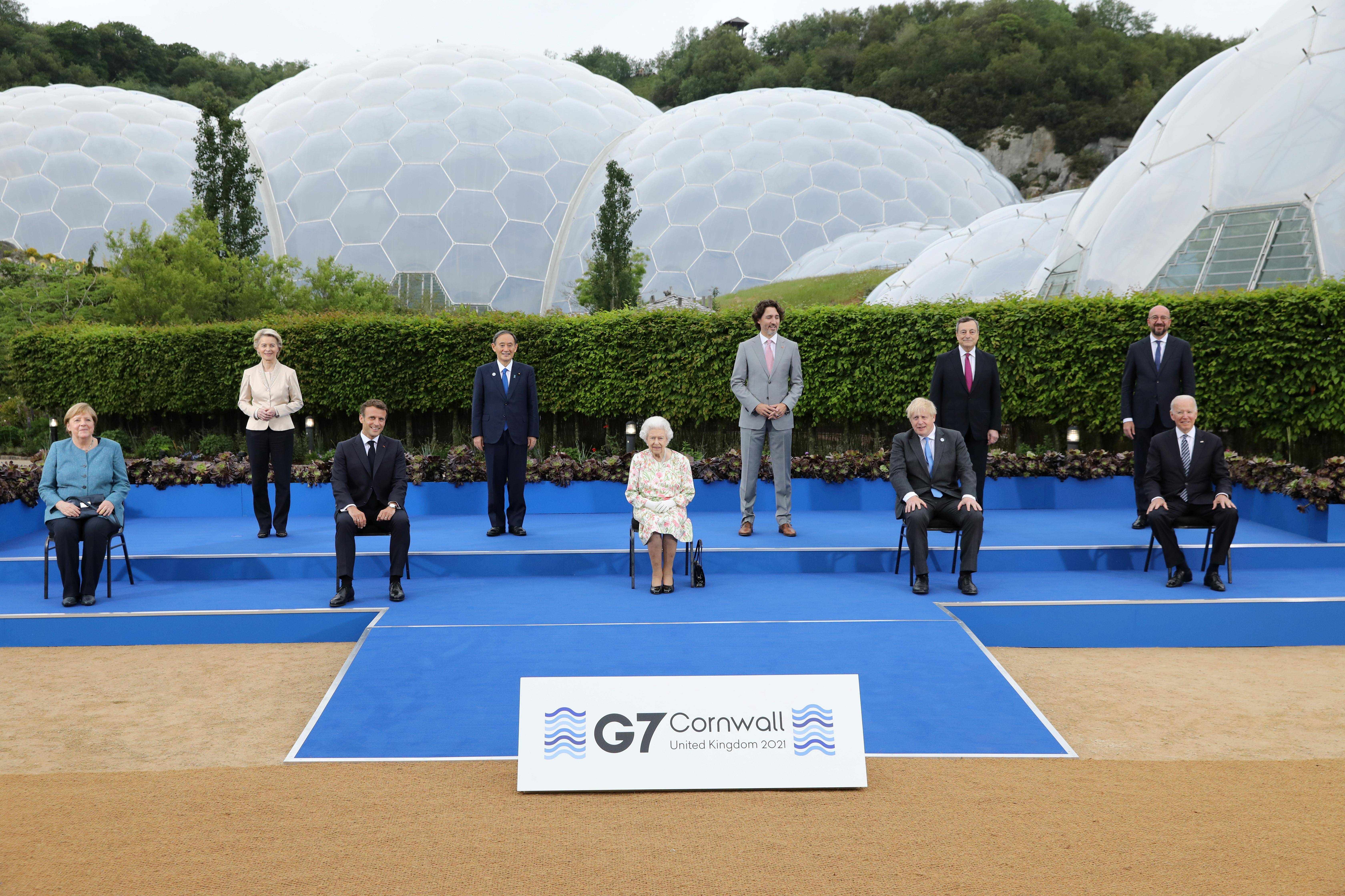 g7 leaders covid jabs summit