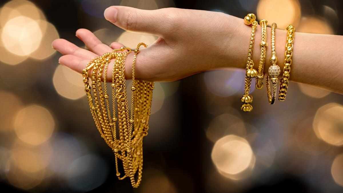 uae,prices,continue,early,gold
