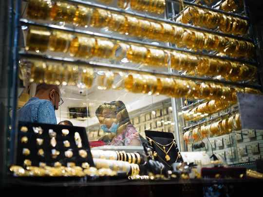 uae,prices,fears,costs,gold