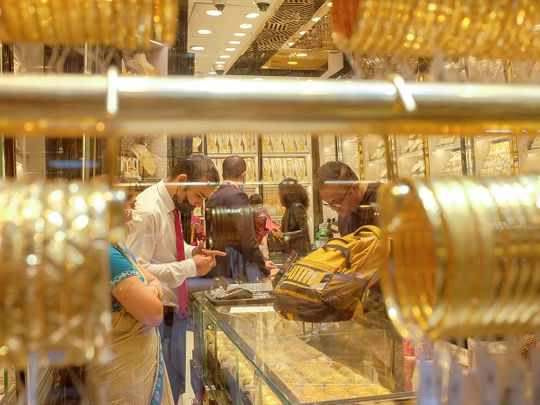 uae,gold,shoppers,akshaya,trithiya