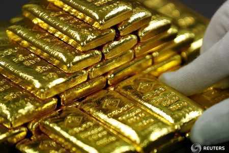 gold trump stimulus threat dollar