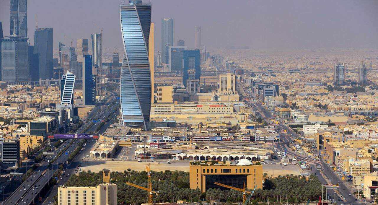 saudi,growth,sector,highest,oil