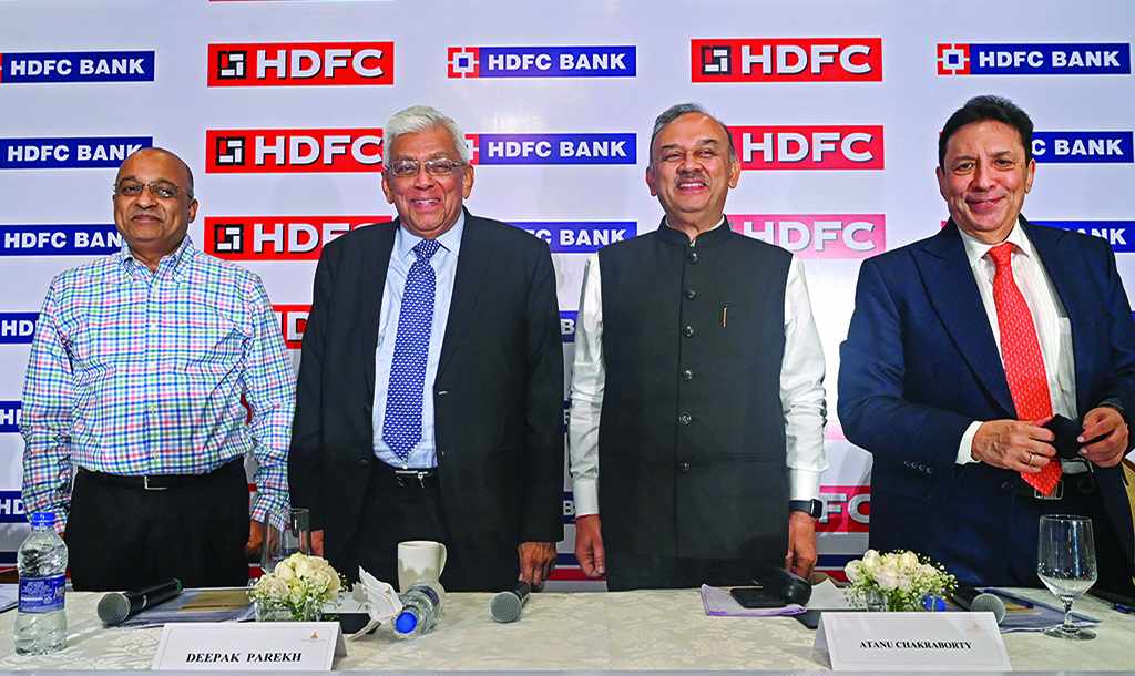 hdfc, bank, absorb, indias, making, 
