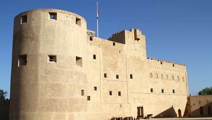 oman,heritage,implementing,projects,handicrafts